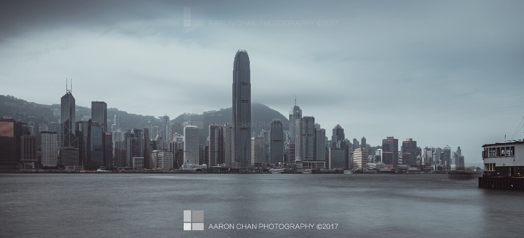 雾锁扯旗山