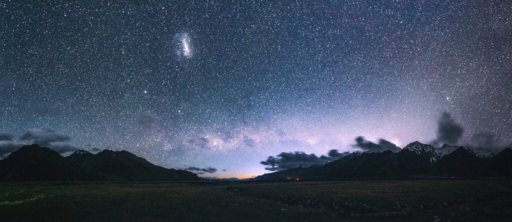 雨季的新西兰，唯一一夜邂逅星空；第一次经历了头顶下雨远处星光的神奇景致