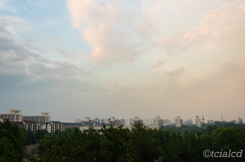 雨后放晴的天空