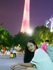 1600517