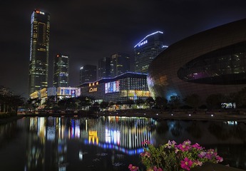 夜色如水