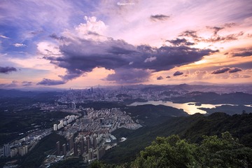斜阳骤雨