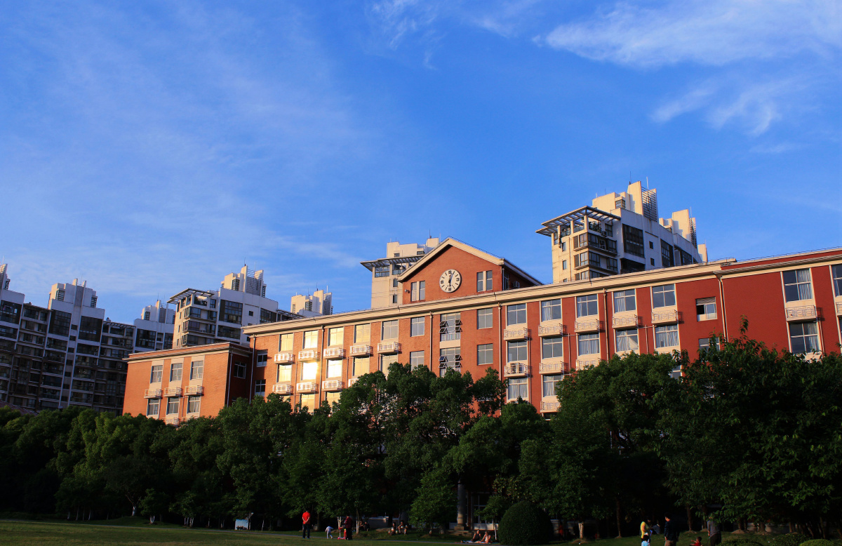 上海大学 第一教学楼