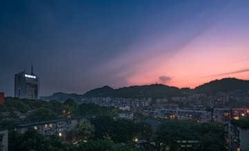 久违的霞光