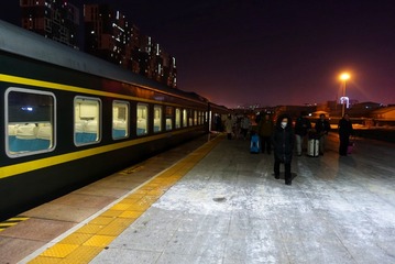 2373710