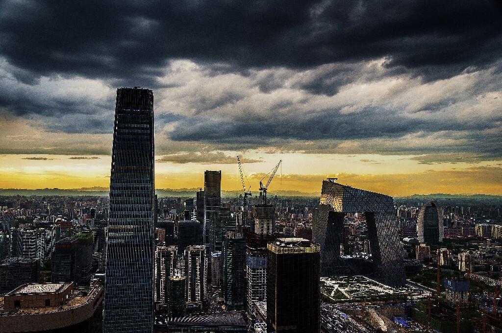 半年前的图，今天再重新修一下，新的感觉。不断修以前的图，不断对比提高