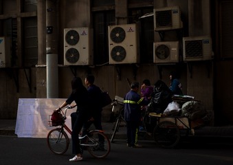 L1004652