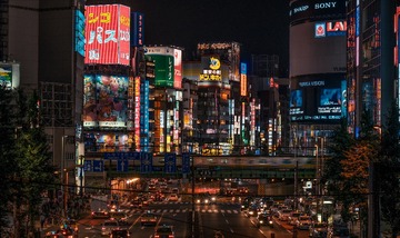 新宿街景