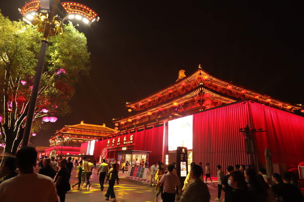 梦回大唐盛世重现打卡网红地大唐不夜城很震撼来西安一定要来感受一下