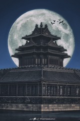 角楼夜惊魂