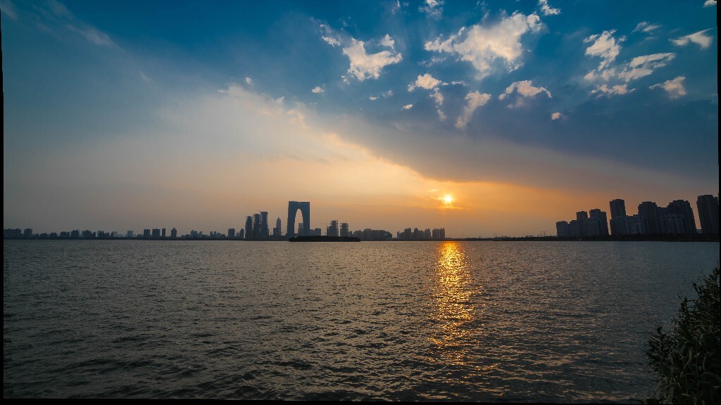 金鸡湖
