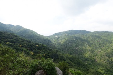 DSC_0042 右邊的雞胸山一帶