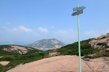 DSC_0095 郊遊徑的無名指示牌