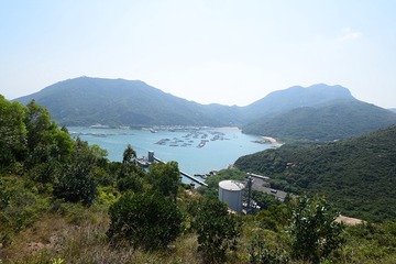 DSC_0091 山徑東南面的水泥廠及遠處的菱角山和陰山