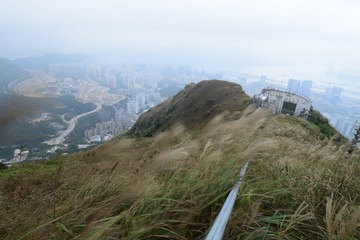 DSC_0134 沿石級落南崖路
