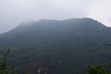 DSC_0064 右邊的龍山