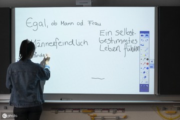 158456