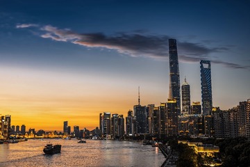 浦江北望