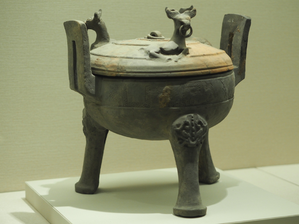 战国陶鼎辽宁省文物考古研究所藏