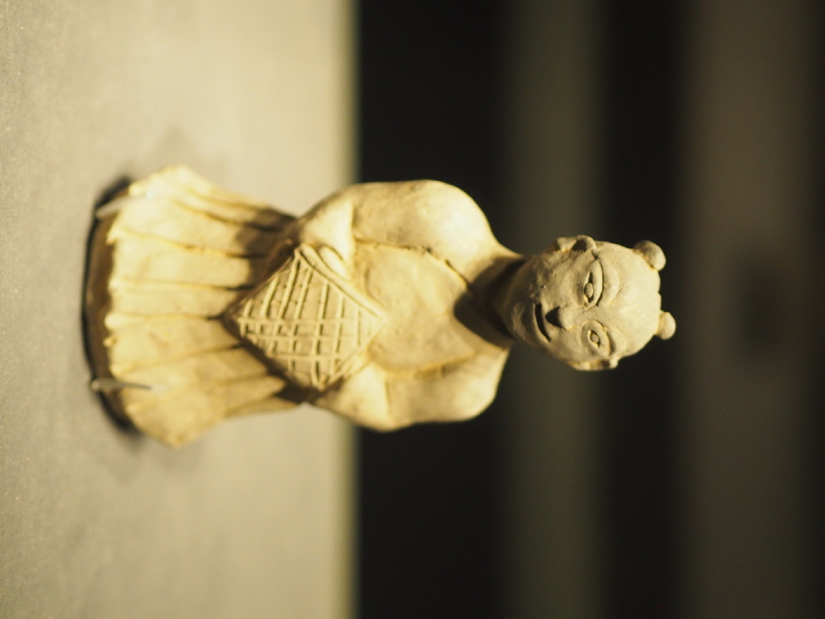 明弘治陶书童俑南京博物院藏