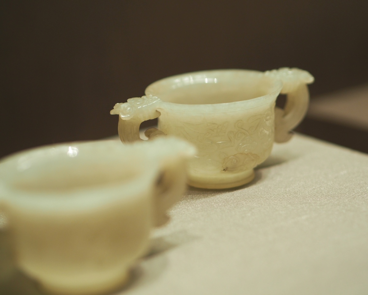 [清] 白玉双龙耳杯 苏州博物馆藏