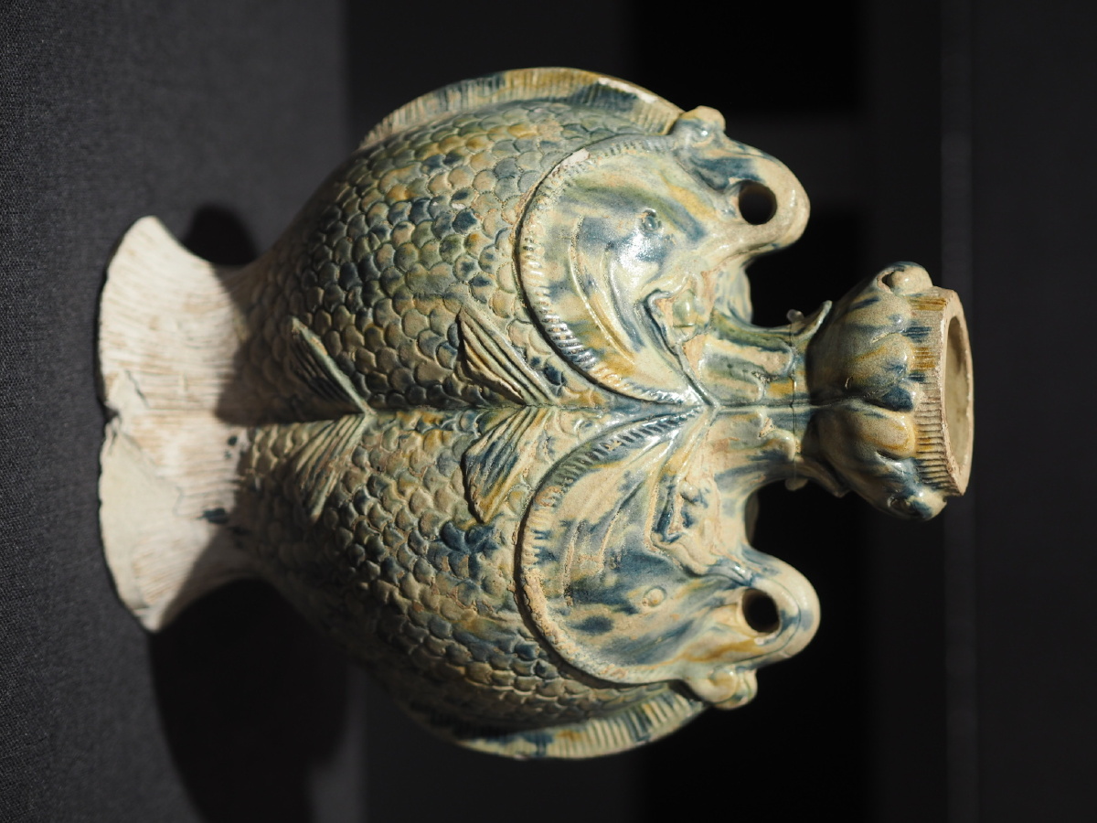 [唐] 三彩釉陶双鱼壶 陕西省考古研究院藏