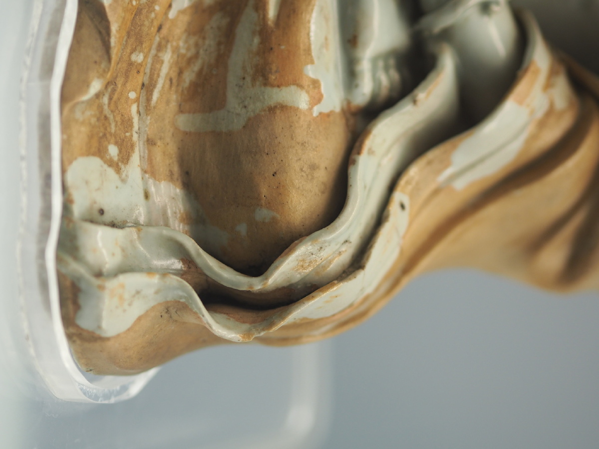 元景德镇窑青白釉佛像上海博物馆藏