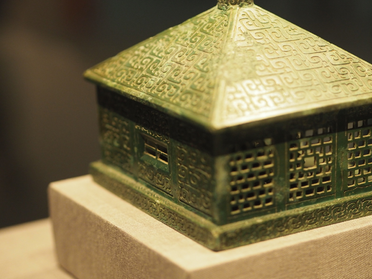 春秋伎乐铜屋浙江省博物馆藏