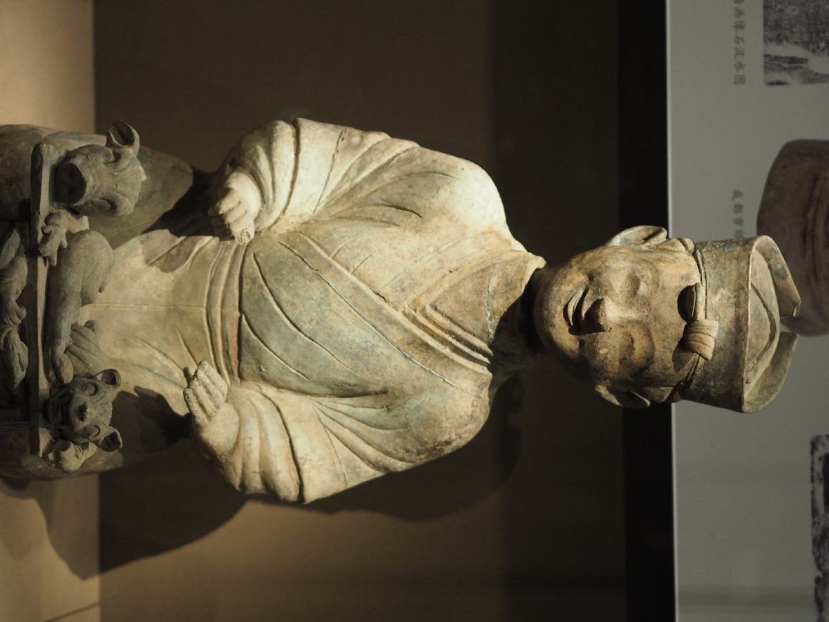 东汉陶庖厨俑成都博物馆藏