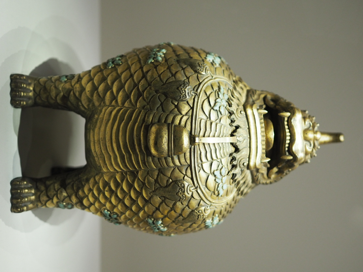 清乾隆铜镀金甪端香薰沈阳故宫博物院藏