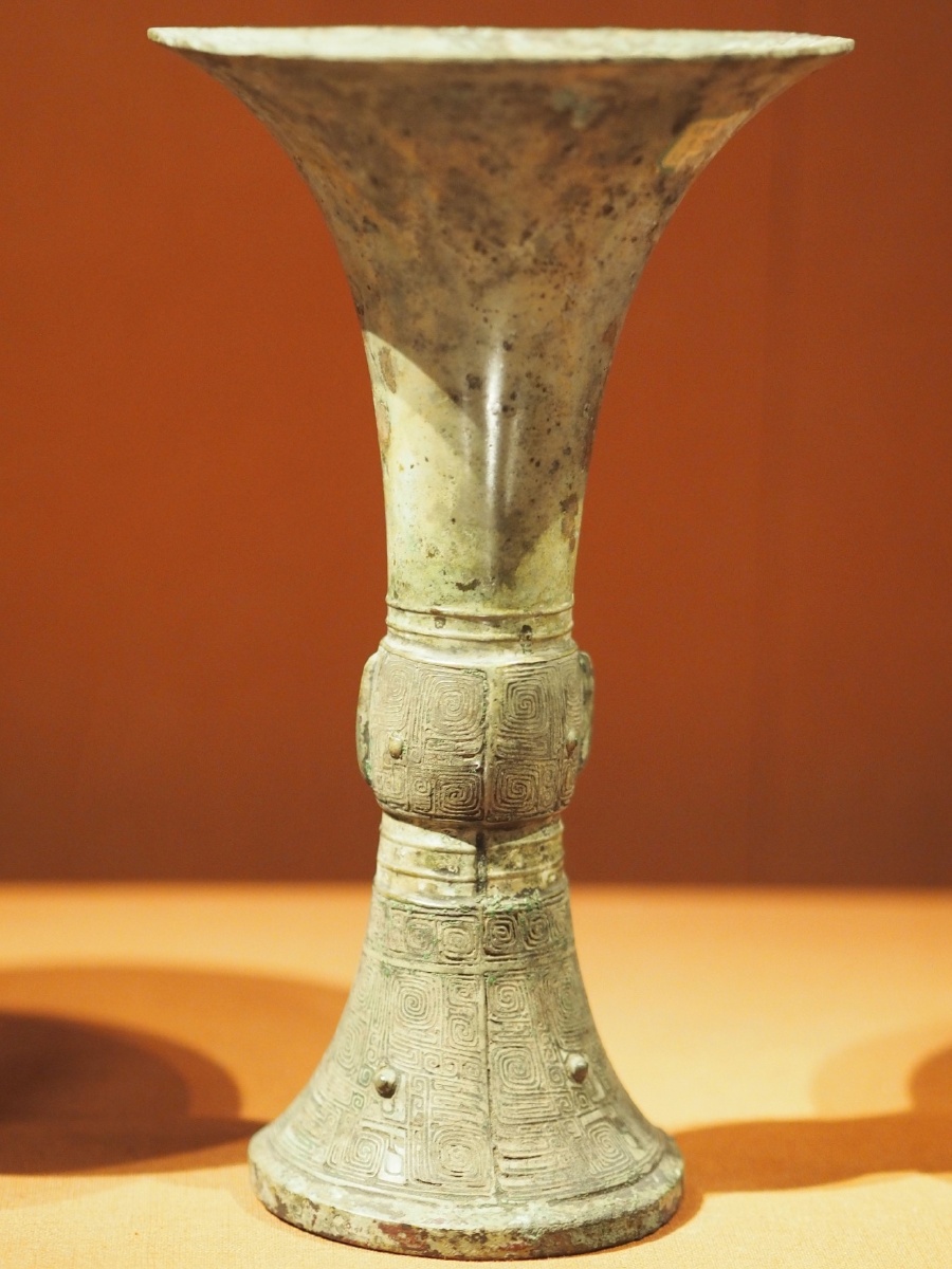 商兽面纹铜觚湖南省博物馆藏