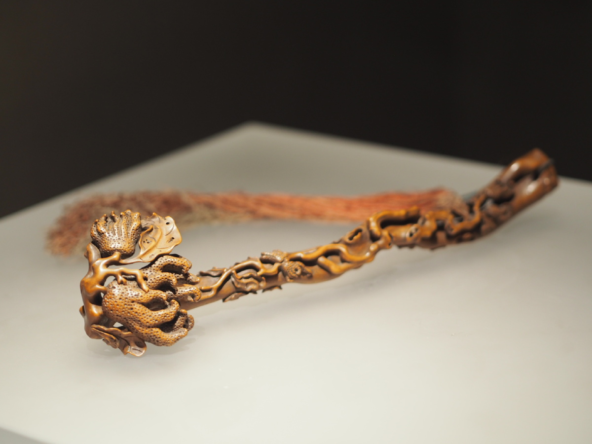 [清] 黄杨木雕佛手如意 沈阳故宫博物院藏