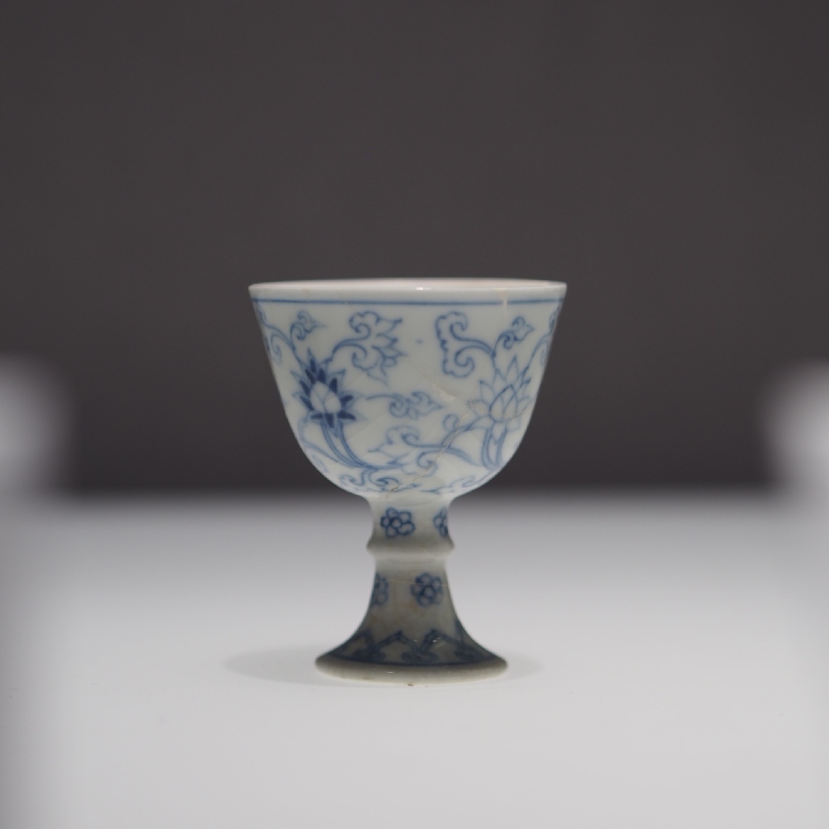 明成化青花缠枝宝相花纹小杯景德镇市陶瓷考古研究所藏