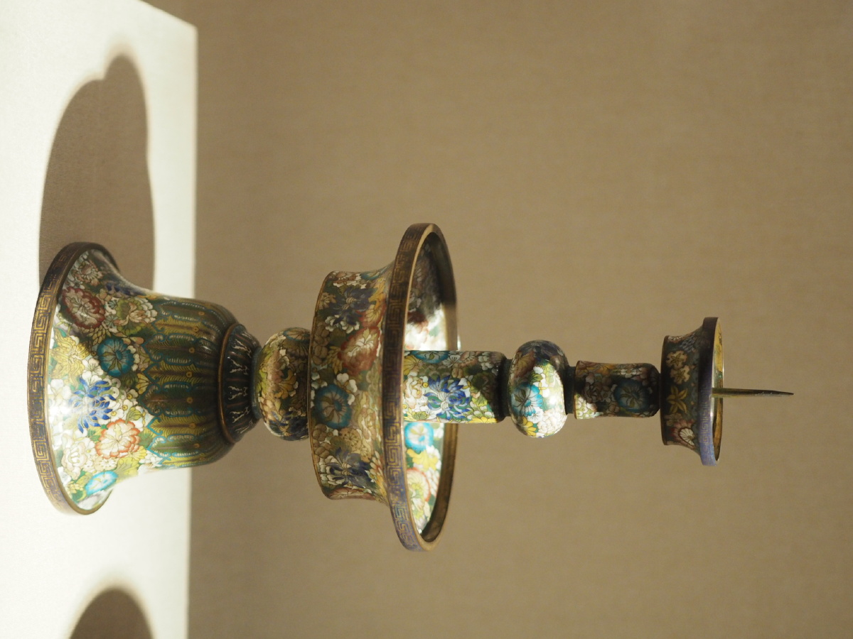 清掐丝珐琅烛台沈阳故宫博物院藏