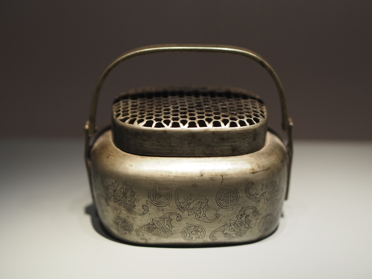 清白铜手炉鄂尔多斯博物馆藏