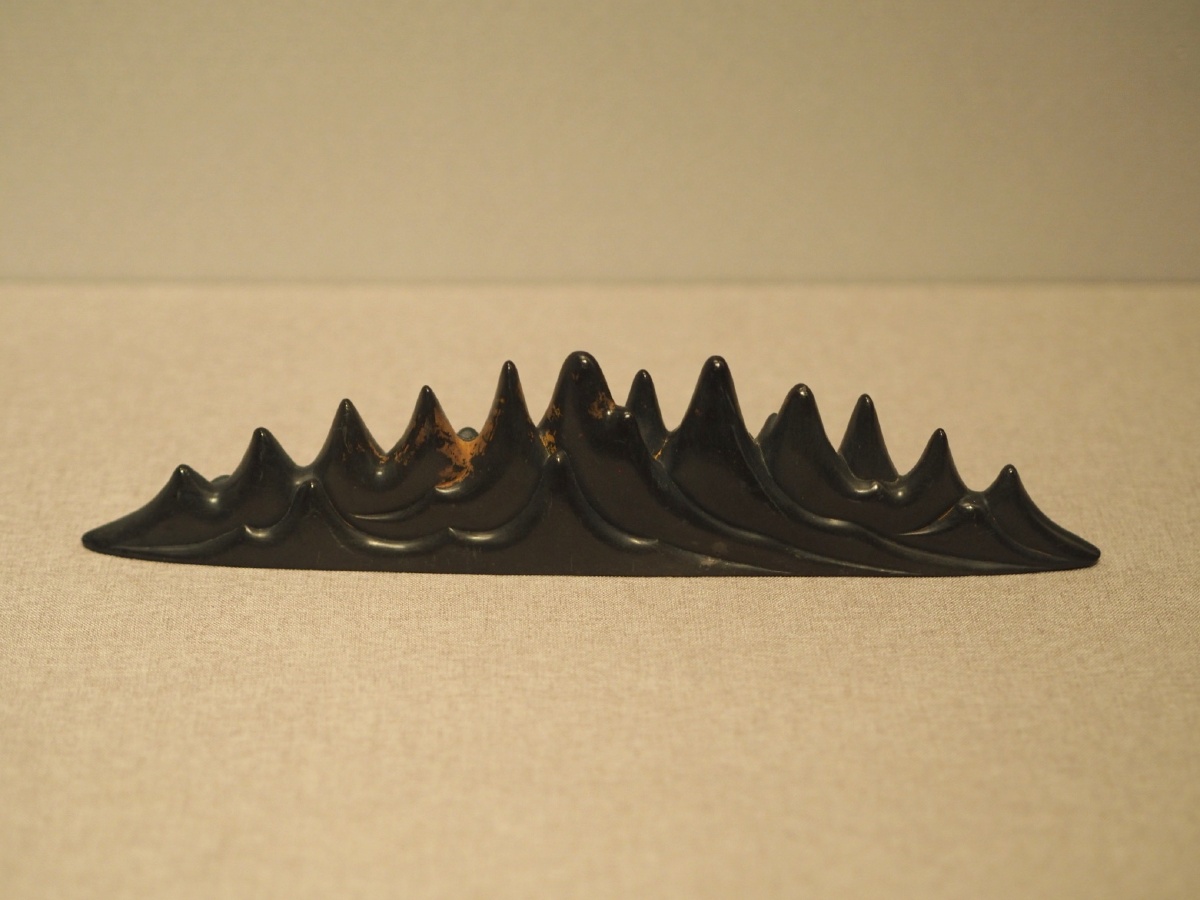 [南宋] 石雕笔架 诸暨市博物馆藏