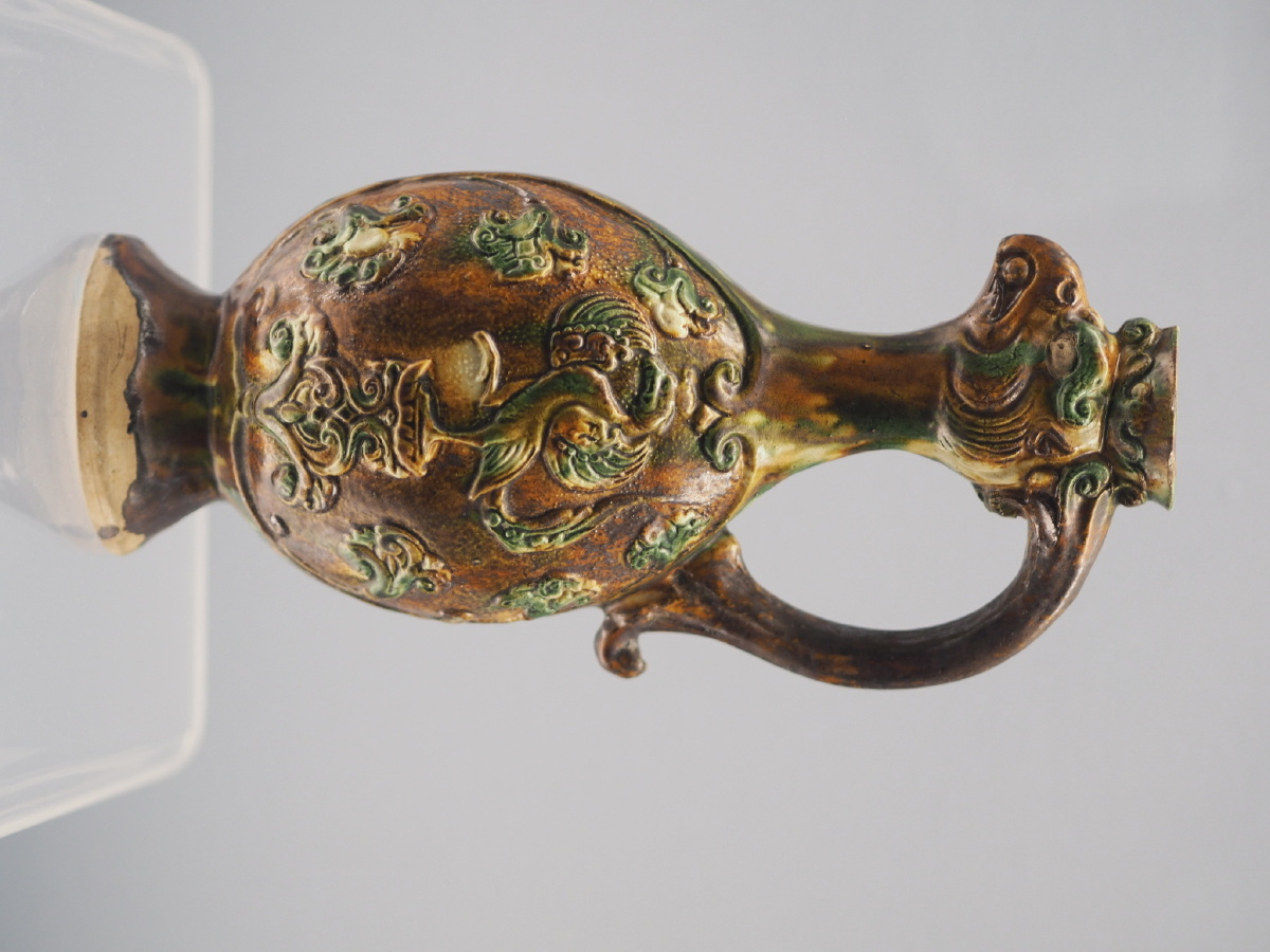 [唐] 彩色釉陶凤首壶 上海博物馆藏