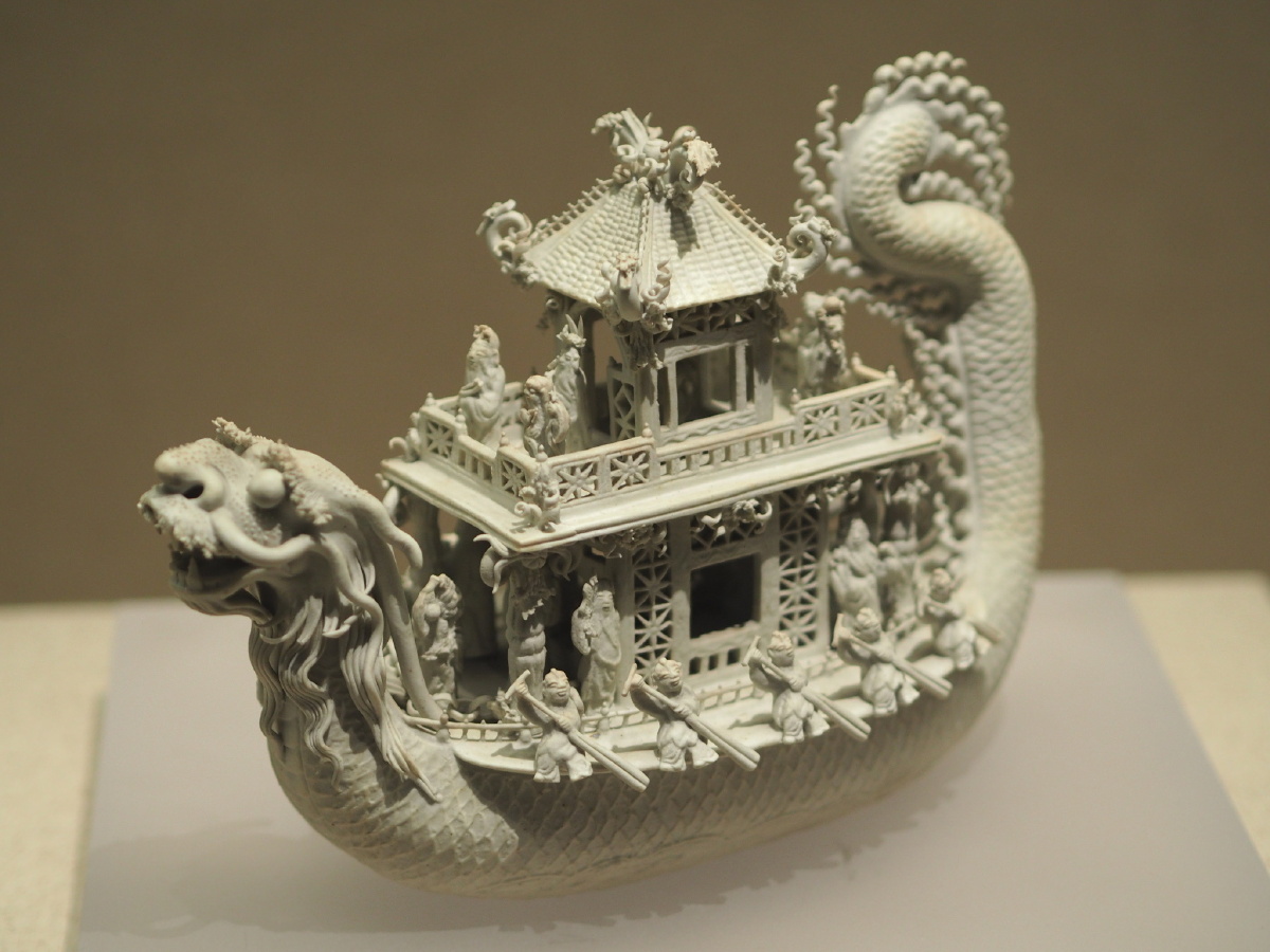 民国素胎镂空龙舟安徽博物院藏