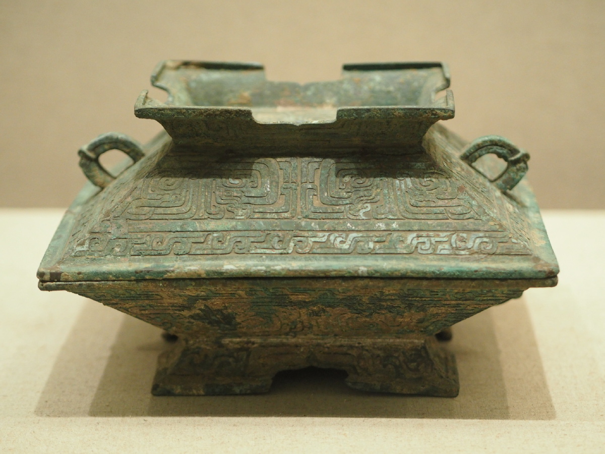 春秋凤纹簠安徽博物院藏