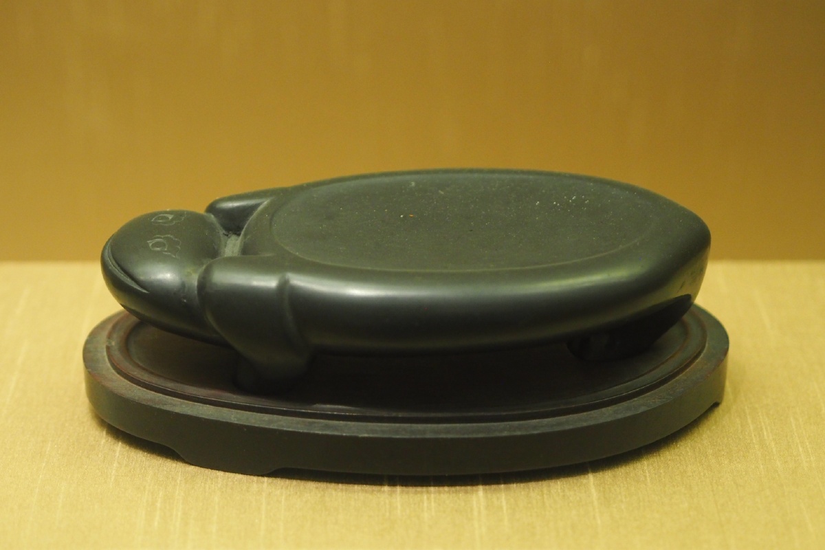 宋蟾形砚苏州博物馆藏