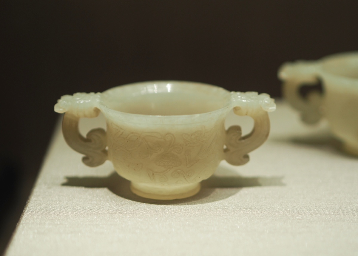 [清] 白玉双龙耳杯 苏州博物馆藏