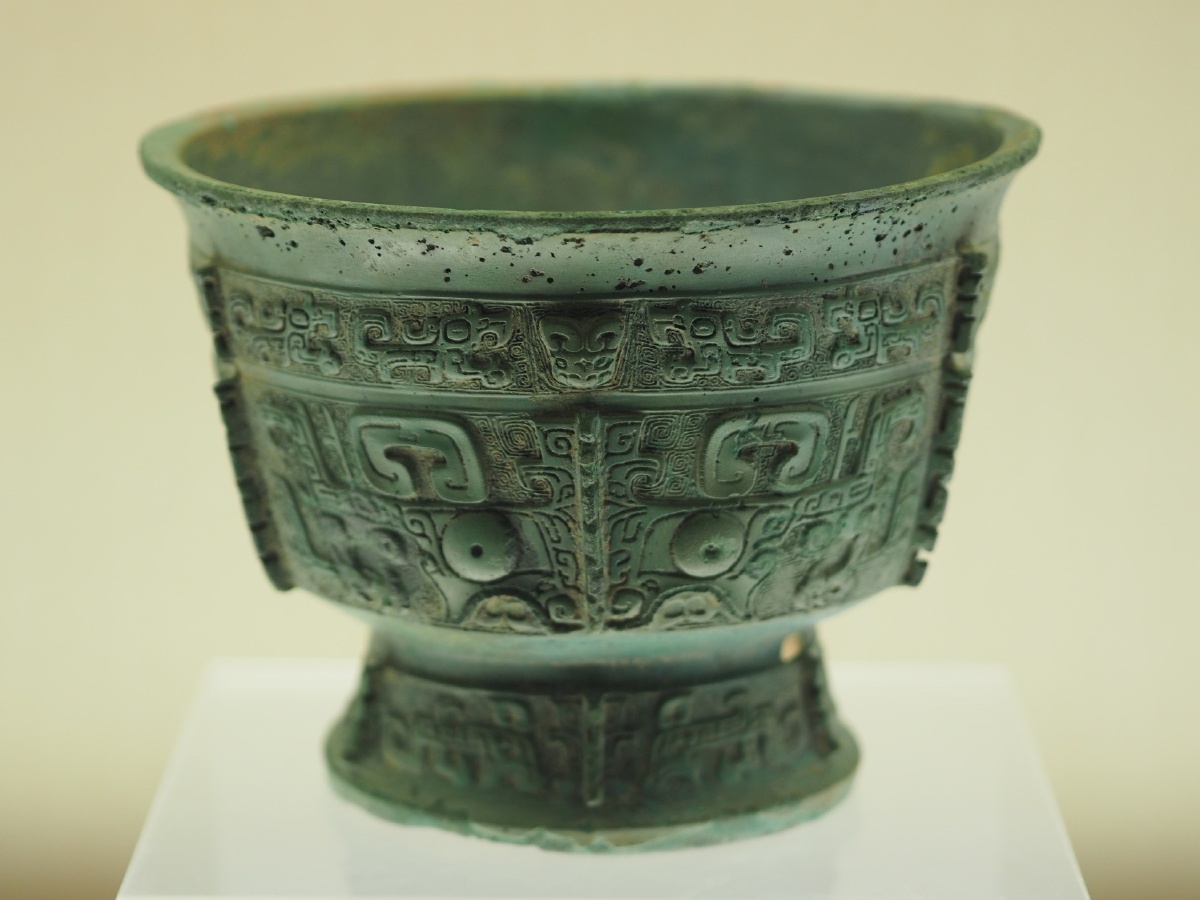 商兽面纹簋上海博物馆藏