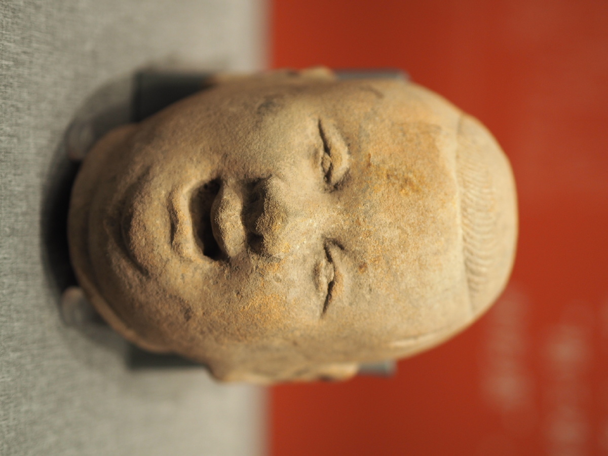 明童子头像重庆大足石刻博物馆藏