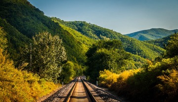350977
