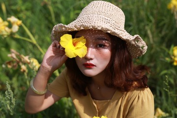 001
