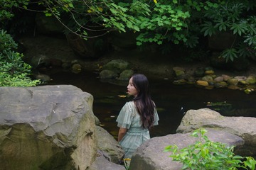 001