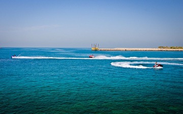 迪拜冲浪c1.JPG