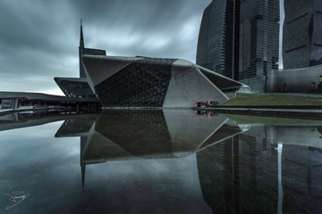 安静是暴风雨的前夕