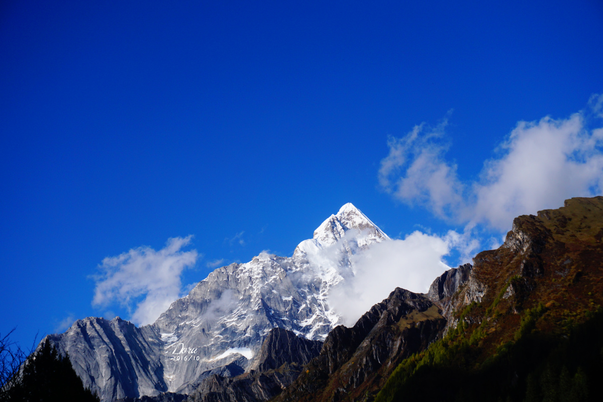 四姑娘山 发布于  16年10月7日        sony e pz 16-50mm f3.5-5.