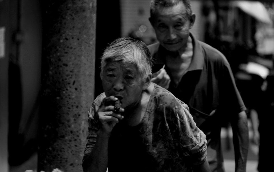 闲，悠闲的闲<br />
